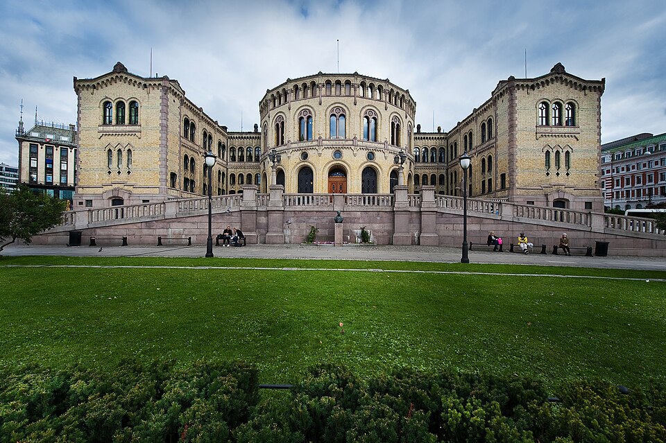 Norwegian Parliament (Stortinget), Oslo — CC BY 2.0 gcardinal